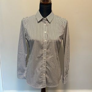 Banana republic Riley tailored fit striped button down shirt size 6